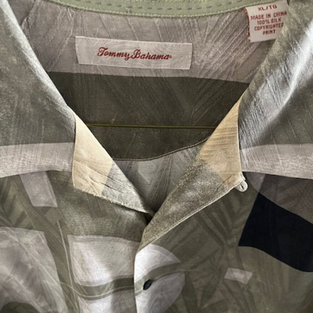 Mens Tommy Bahama 100% Silk Casual Button Down Shirt